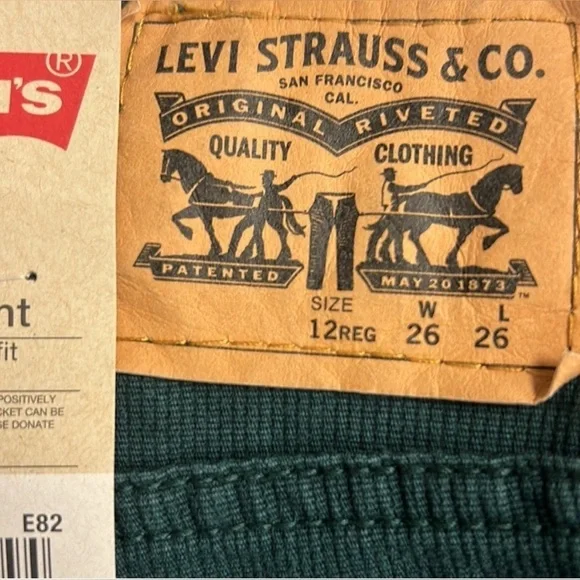 Levi's Boys 513 Slim Straight Fit Corduroy Pants - Green Size 12 Regular NWT - Picture 4 of 5